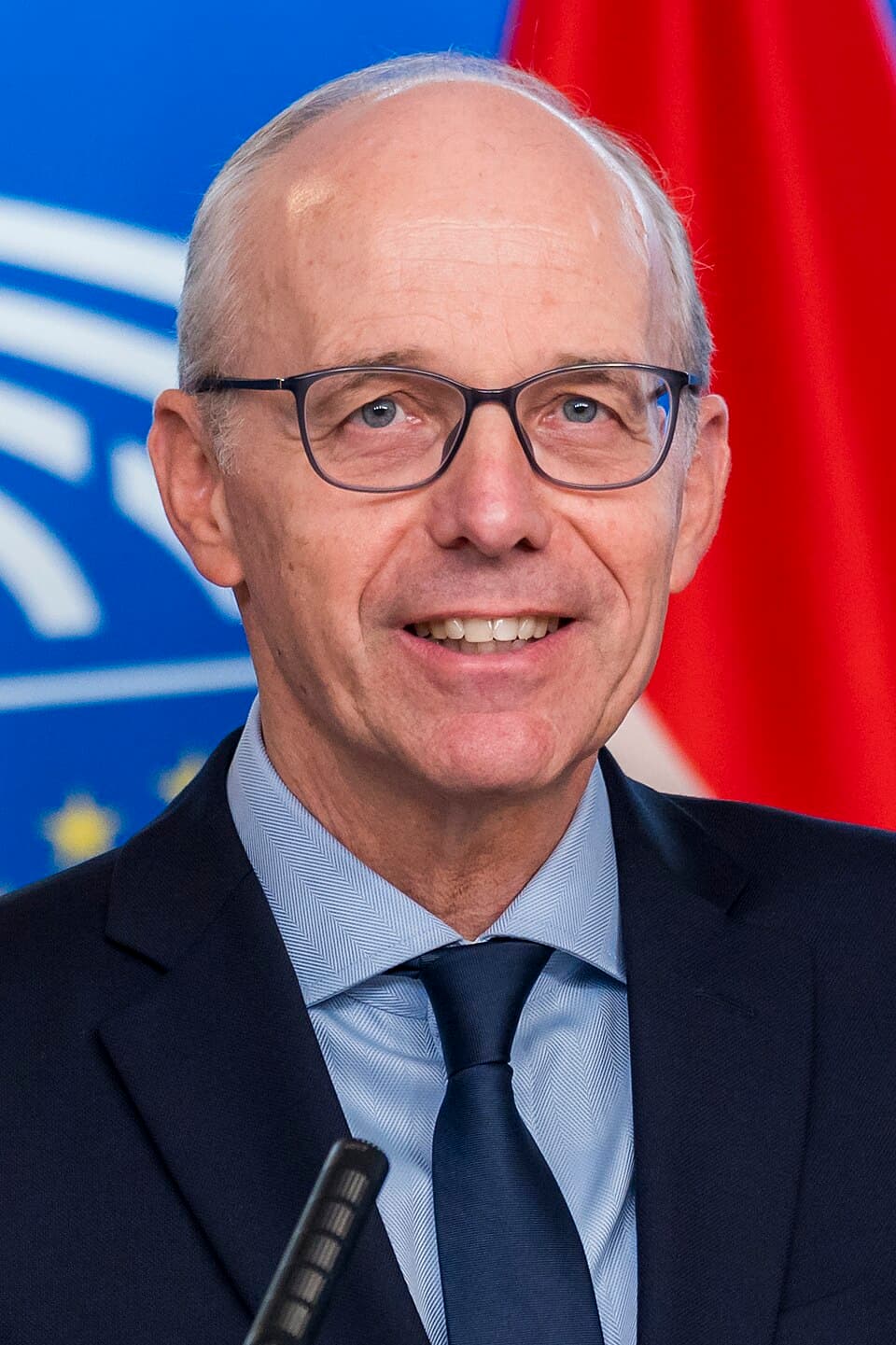 Luc Frieden