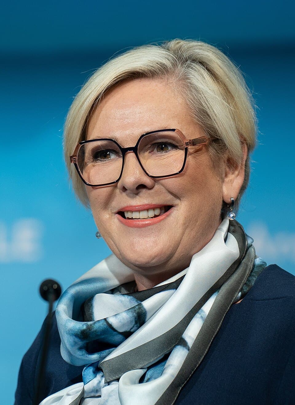 Halla Tomasdottir