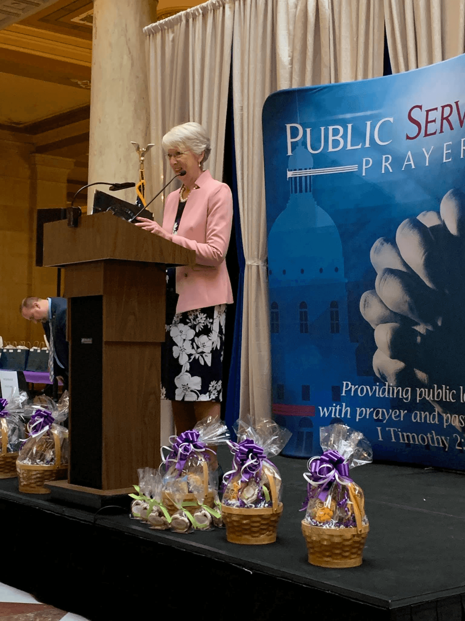 Chaplain Pam Russell Speaking at the 2018 Women's Statehouse Day