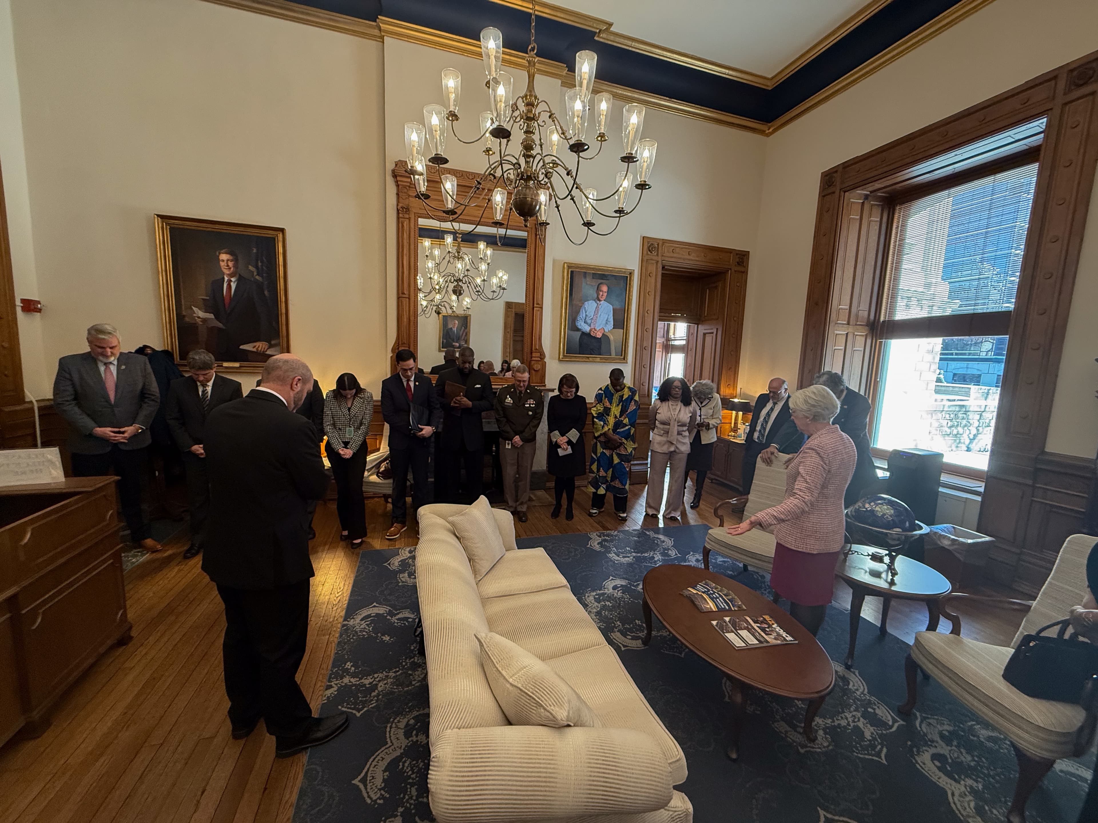 Praying beforehand in the Governor's office