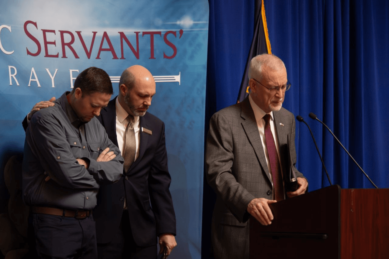 Dr. Kevin Suiter & CH Matt Barnes Praying for Rep. Mitch Gore
