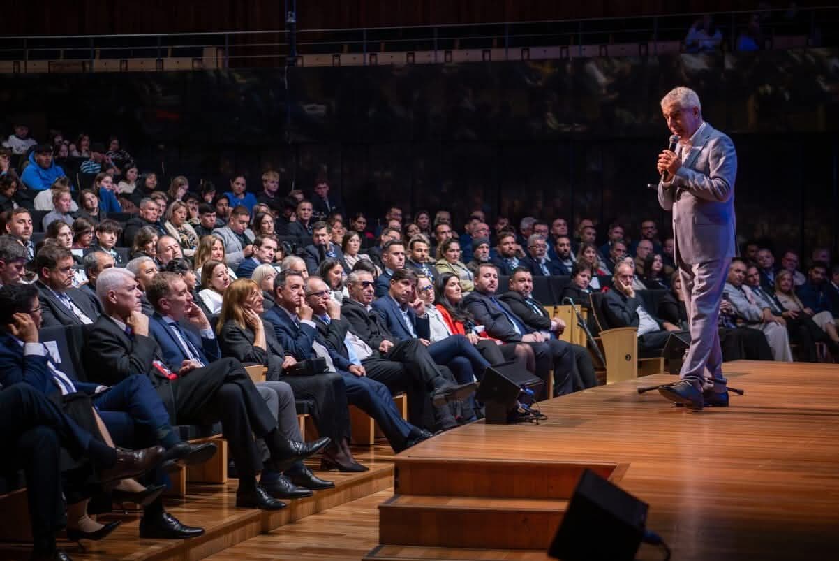 Opening night in Buenos Aires, Argentina at a leadership conference hosted by Parliament and Faith